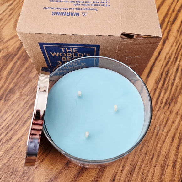 🛍BOGO 50% OFF❄️🕯Bath & Body Works "Winter" 3-wick Candle - Picture 3 of 10